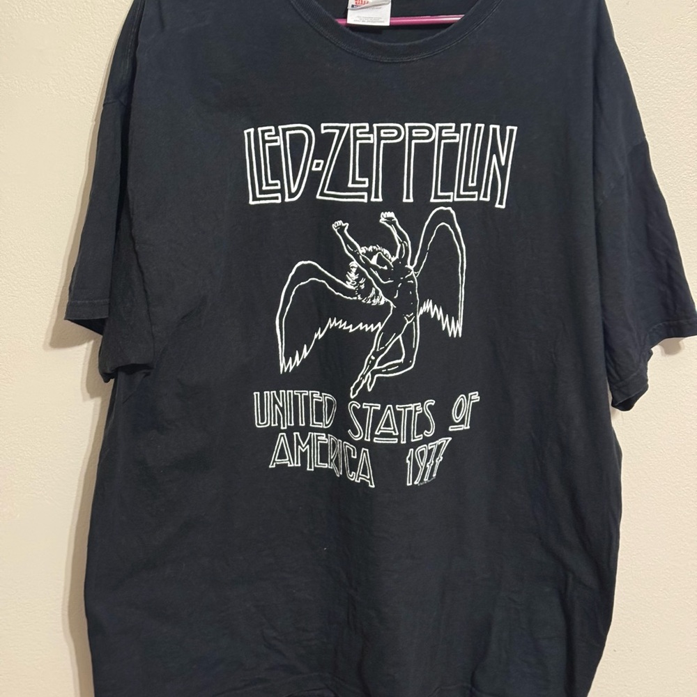 Vintage Y2K Led Zeppelin Black Graphic Tee